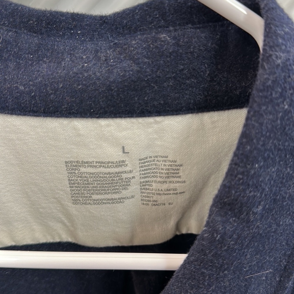 Men jacket - Picture 2 of 3